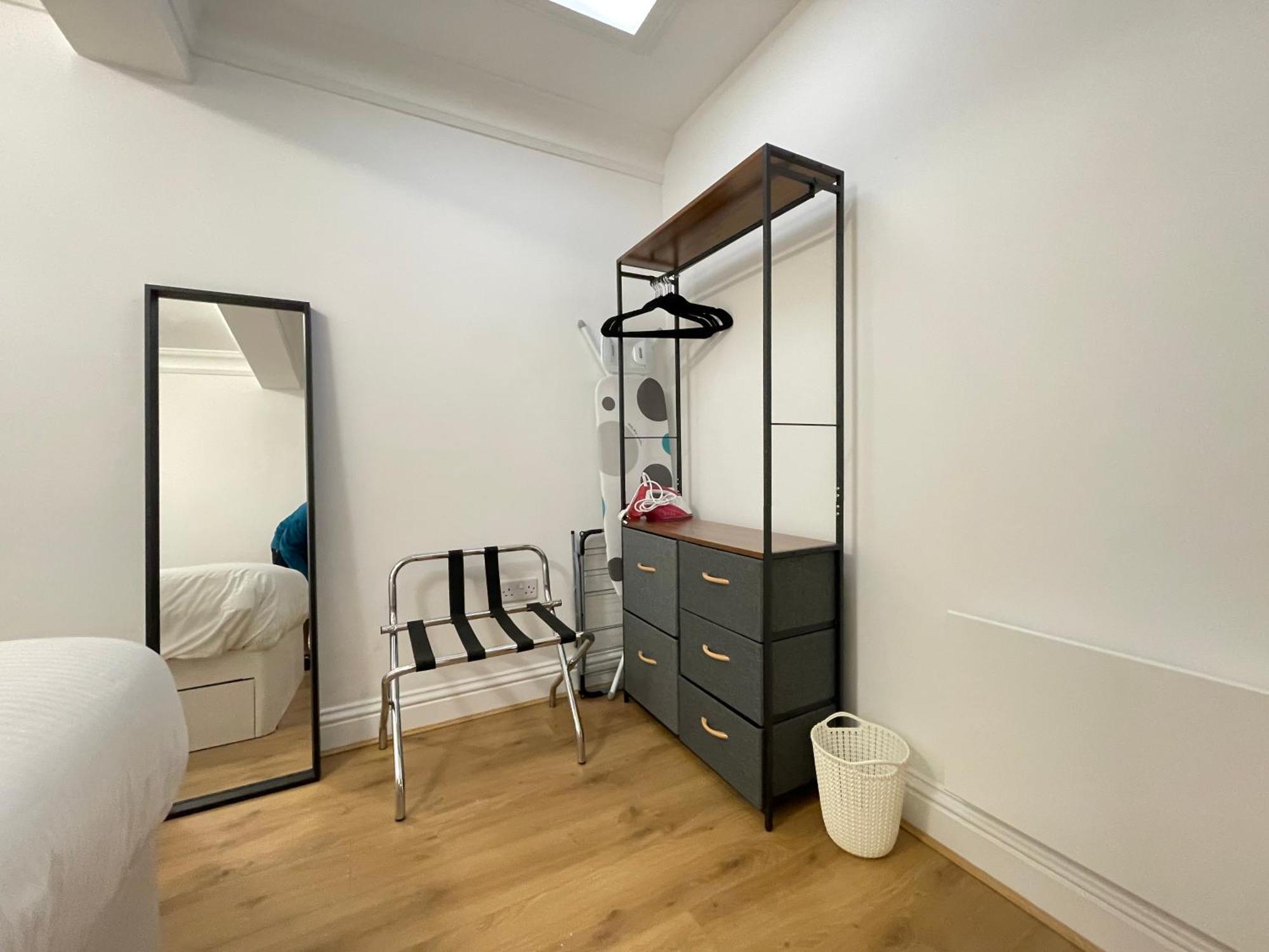Private 2 Bed Guest House - Van Parking, M25 & A1 Connections Potters Bar Kültér fotó